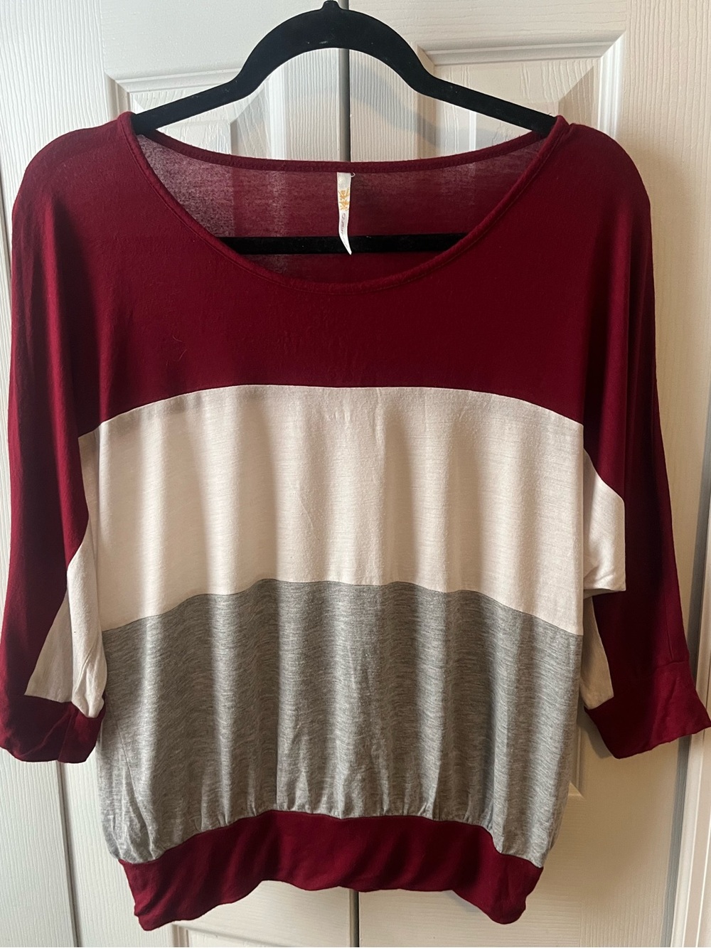 Occasion women’s color-block flowy 3/4 sleeve blouse size Large